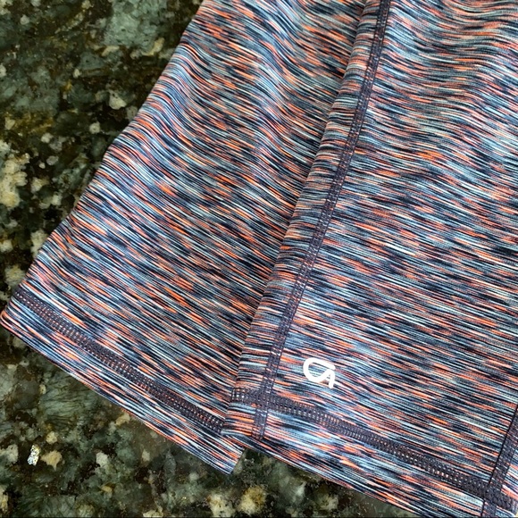 Gap Fit Medium Leggings Like New - Picture 7 of 8